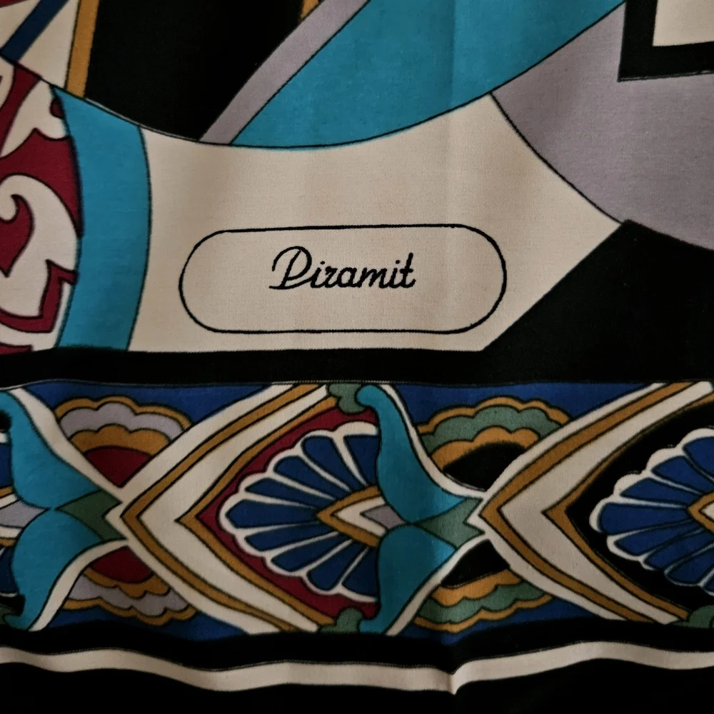 PIRAMIT scarf shawl Large floral multi EUC Italy funky boho artist 35